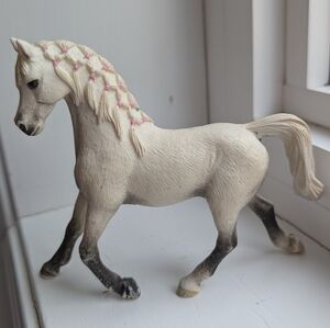 Schleich Arabian Mare